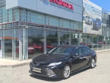 Toyota Camry Exclusive 2.5 Hybrid 218 CP