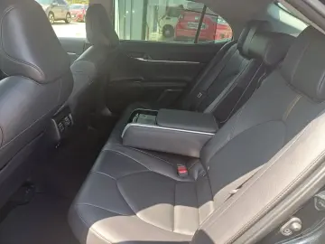 Toyota Camry Exclusive 2.5 Hybrid 218 CP