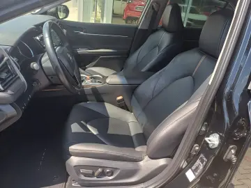 Toyota Camry Exclusive 2.5 Hybrid 218 CP