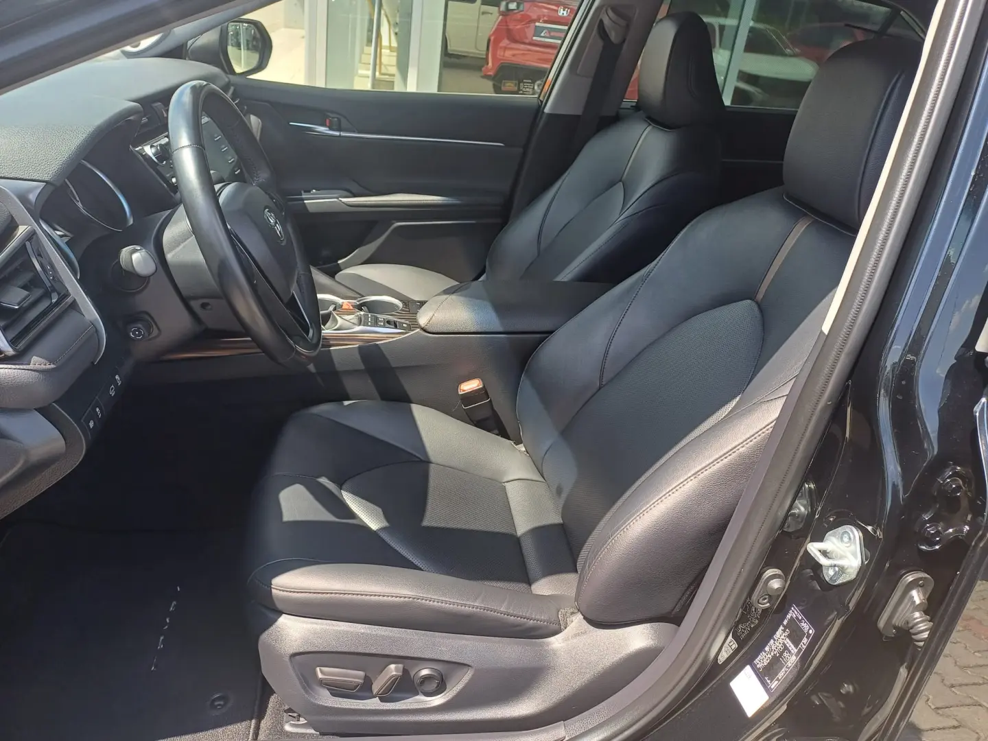 Toyota Camry Exclusive 2.5 Hybrid 218 CP
