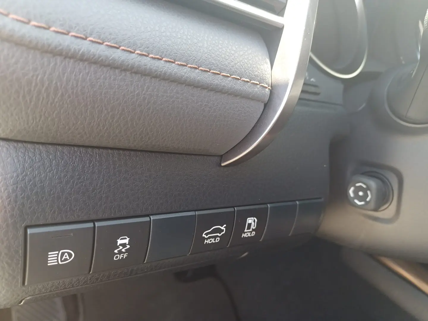 Toyota Camry Exclusive 2.5 Hybrid 218 CP