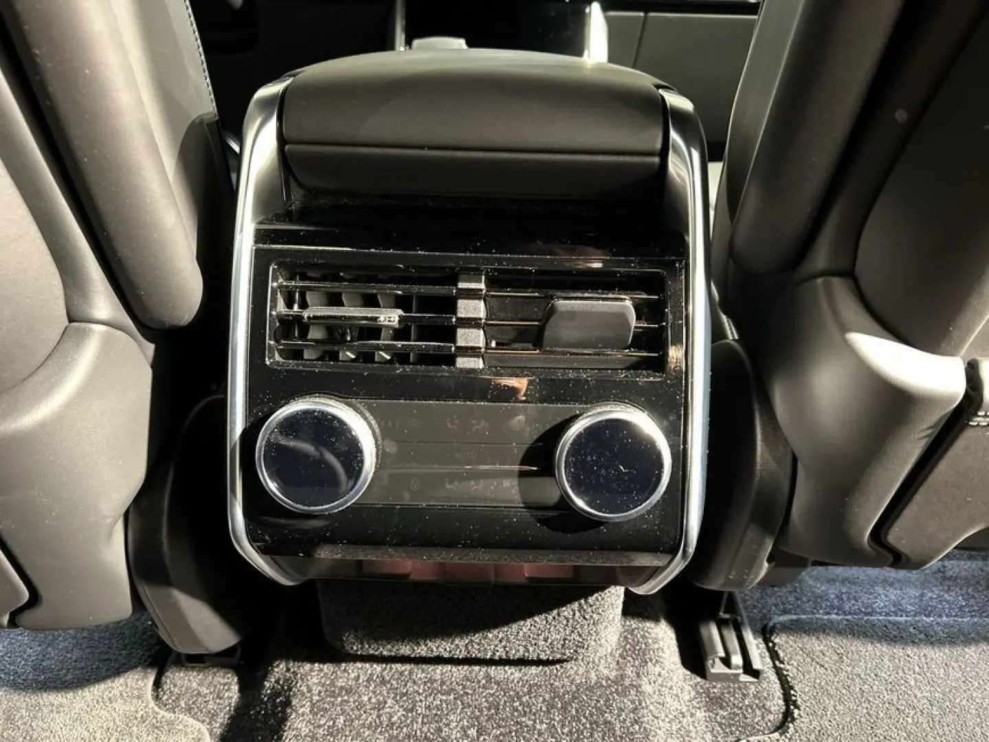 Range Rover P530 Autobiography