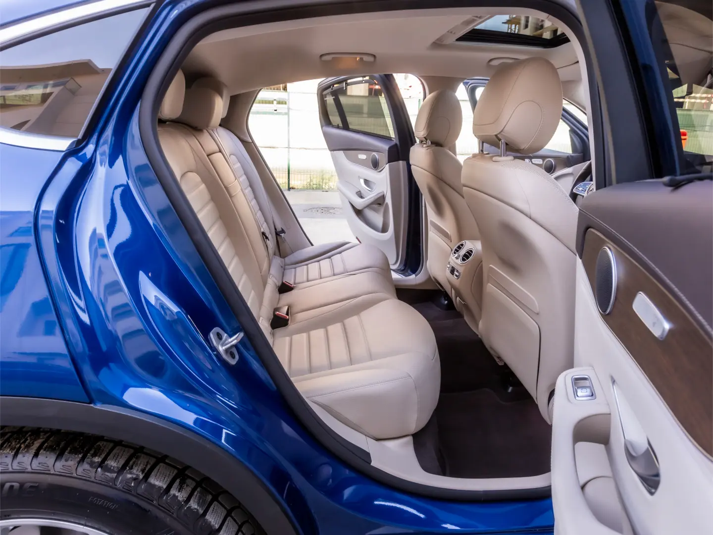 MERCEDES GLC COUPE 300 MHEV/9G-TRONIC/4MATIC/258 cp