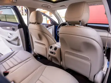 MERCEDES GLC COUPE 300 MHEV/9G-TRONIC/4MATIC/258 cp