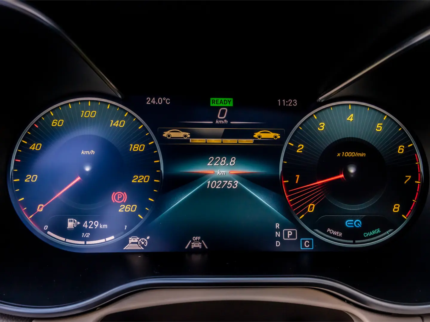 MERCEDES GLC COUPE 300 MHEV/9G-TRONIC/4MATIC/258 cp