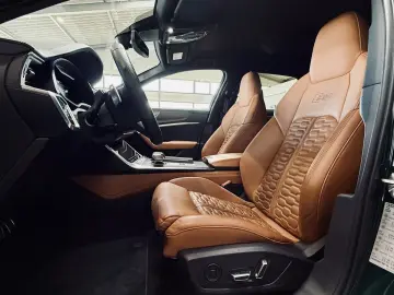 Audi RS 6 Avant quattro excl.|MATRIX|B&O|