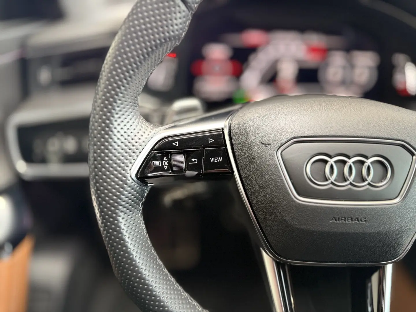Audi RS 6 Avant quattro excl.|MATRIX|B&O|