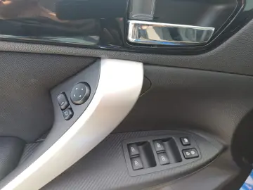 Mitsubishi ECLIPSE CROSS Intense 1.5TC CVT 2WD