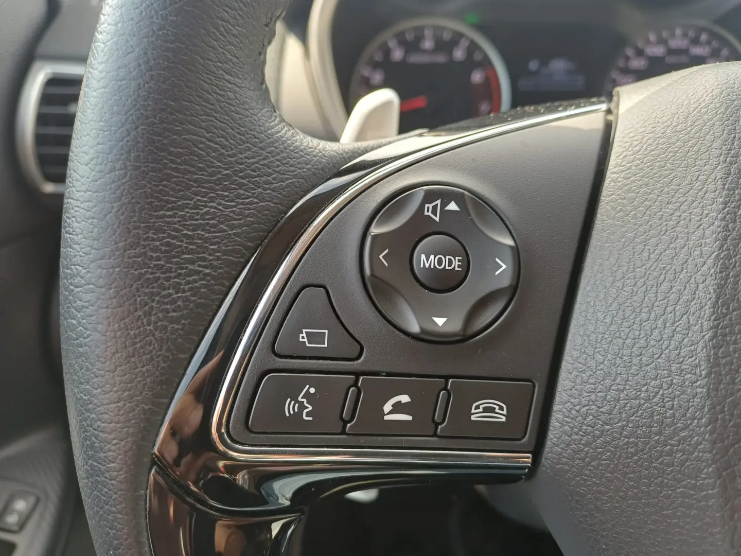 Mitsubishi ECLIPSE CROSS Intense 1.5TC CVT 2WD