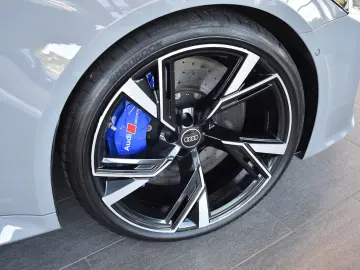 Audi RS6 Avant 4.0TFSI quattro Laser~Soft~B&O~ACC~22