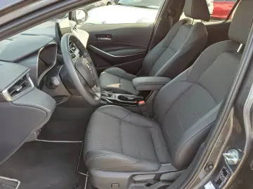 Toyota COROLLA Hb 1.8 hybrid 140 cp CVT Dynamic