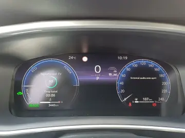 Toyota COROLLA Hb 1.8 hybrid 140 cp CVT Dynamic