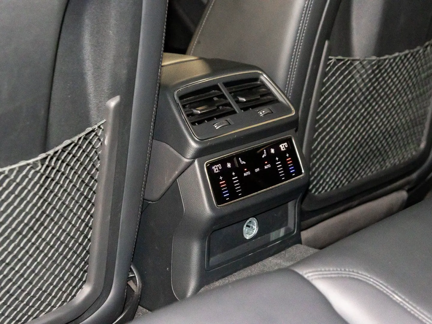 Audi RS 6 Avant 4.0 TFSI qu Laser Pano B&O