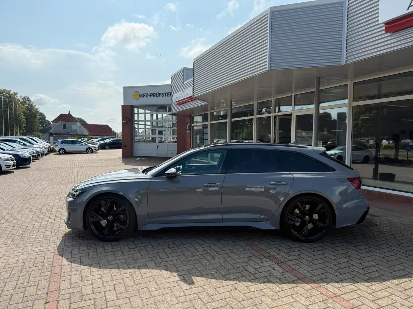 Audi RS6 Avant 4.0 TFSI quattro H/UP*LEDER*TOP*PANO