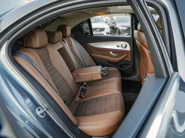 Mercedes-Benz E 300 de 9G-TRONIC Avantgarde