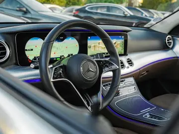 Mercedes-Benz E 300 de 9G-TRONIC Avantgarde