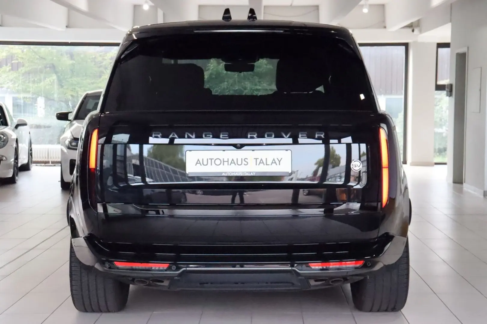 Range Rover SV P615*360*Buisness*AHK*23-Zoll