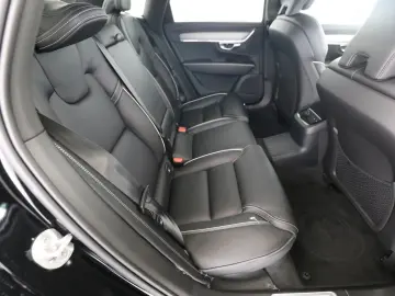 S90 T8 Plus Dark Recharge Plug-In Hybrid AWD