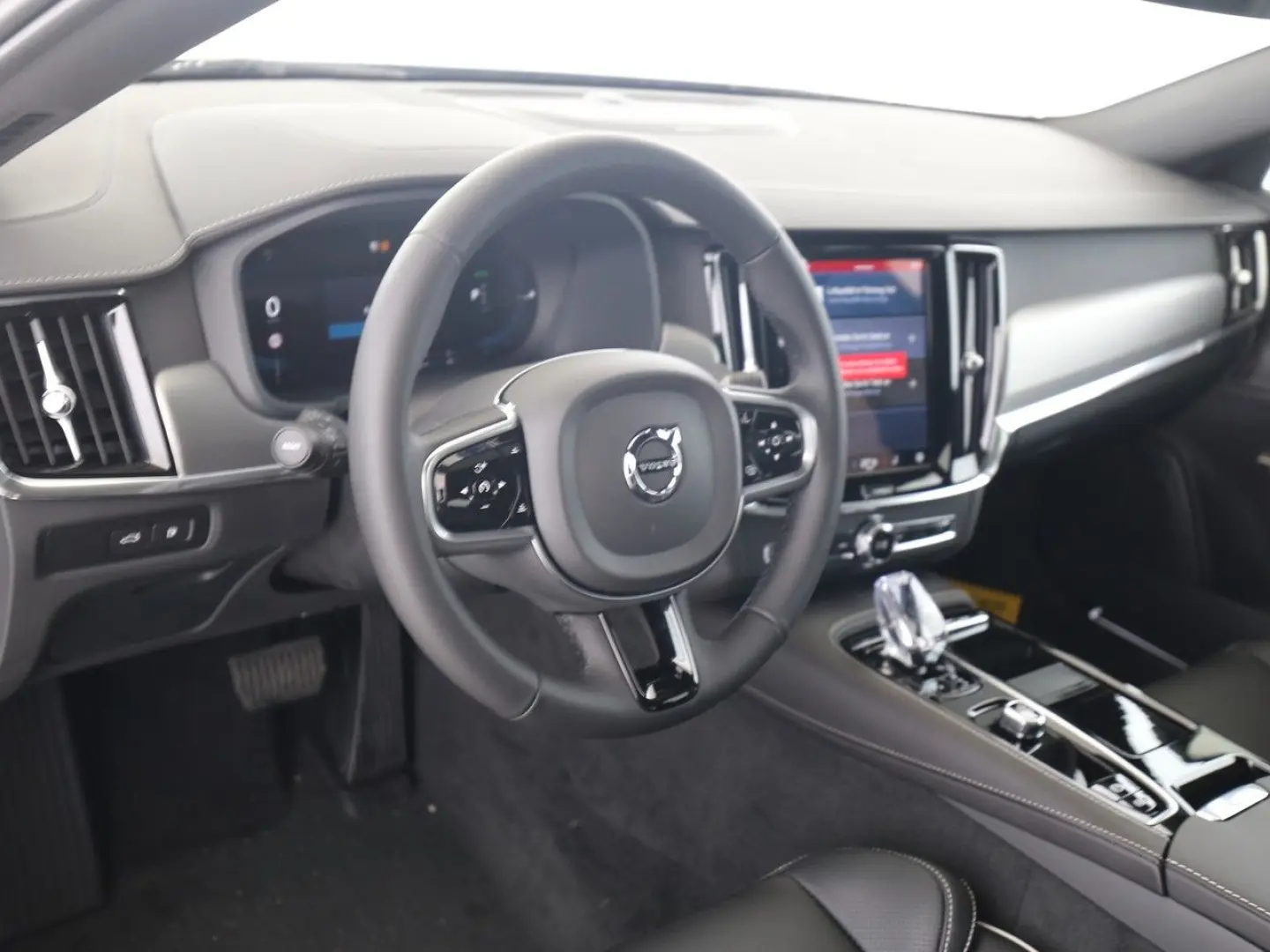 S90 T8 Plus Dark Recharge Plug-In Hybrid AWD