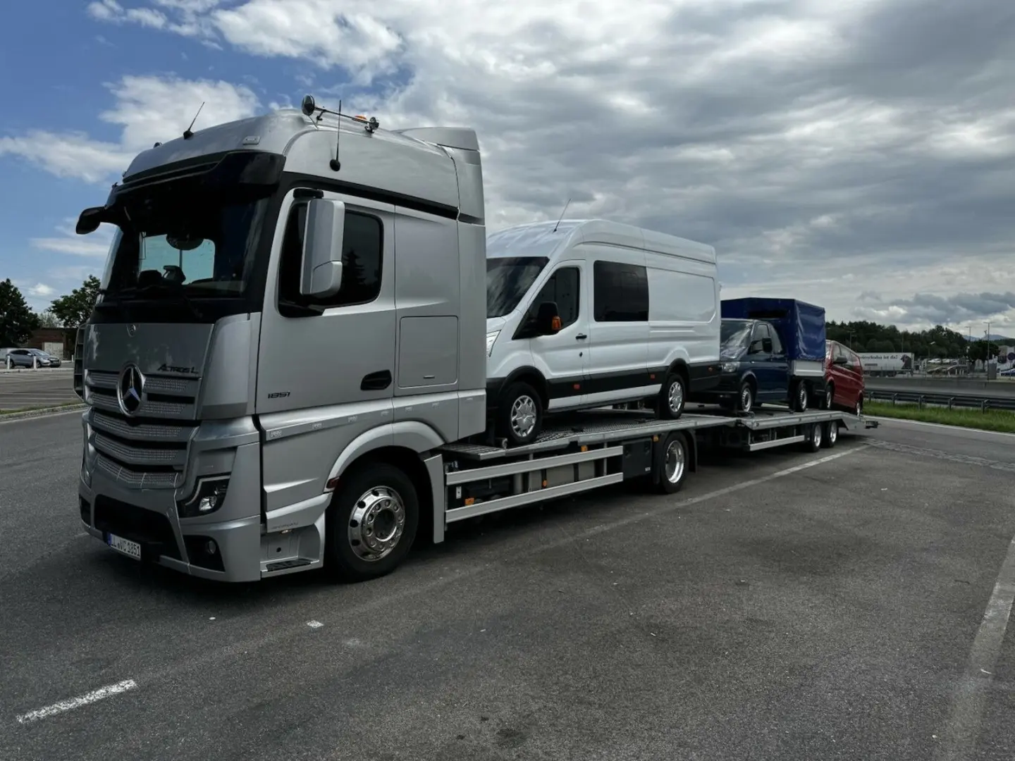G 500 V8 Vollausstattung 134000,- netto