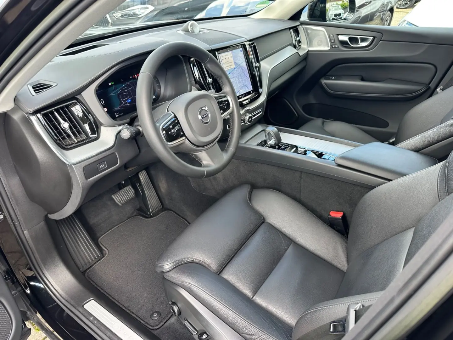 XC60 Ultimate Dark AWD Leder HuD Pano B&W 360°