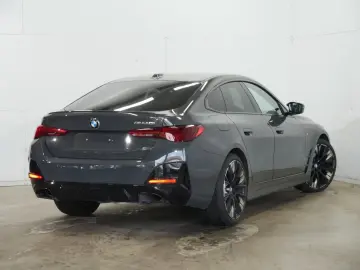 BMW M440i xDrive 360