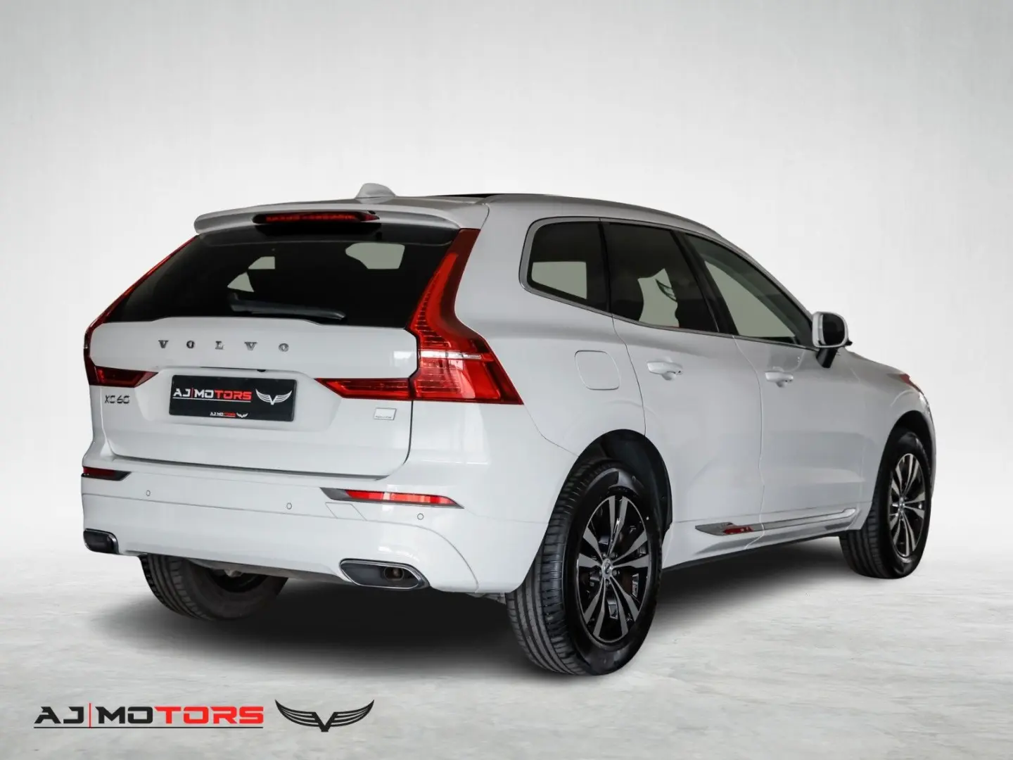 XC60 Inscription Expression *PANO-360°-LED-DAB+*