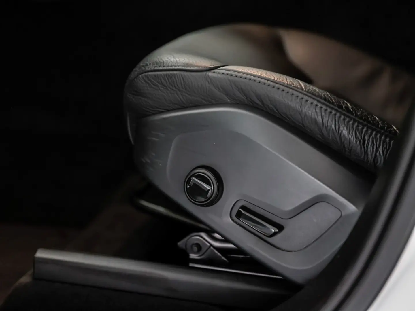 XC60 Inscription Expression *PANO-360°-LED-DAB+*