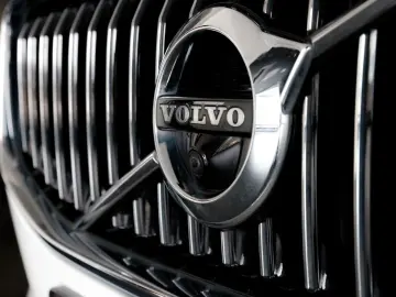 XC60 Inscription Expression *PANO-360°-LED-DAB+*