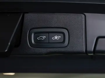 XC60 Inscription Expression *PANO-360°-LED-DAB+*
