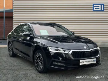 Octavia 2.0 TDI Ambition 4x4 AT Navi Lenk SHZ AH