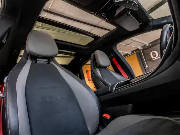 MERCEDES-BENZ AMG EQE 43 4MATIC// 476 cp // Prim-Proprietar