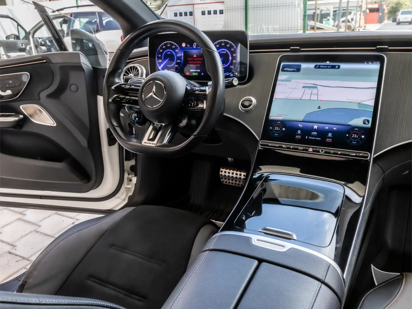 MERCEDES-BENZ AMG EQE 43 4MATIC// 476 cp // Prim-Proprietar