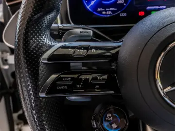 MERCEDES-BENZ AMG EQE 43 4MATIC// 476 cp // Prim-Proprietar
