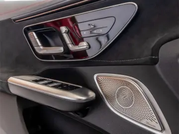 MERCEDES-BENZ AMG EQE 43 4MATIC// 476 cp // Prim-Proprietar