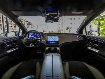 MERCEDES-BENZ AMG EQE 43 4MATIC// 476 cp // Prim-Proprietar