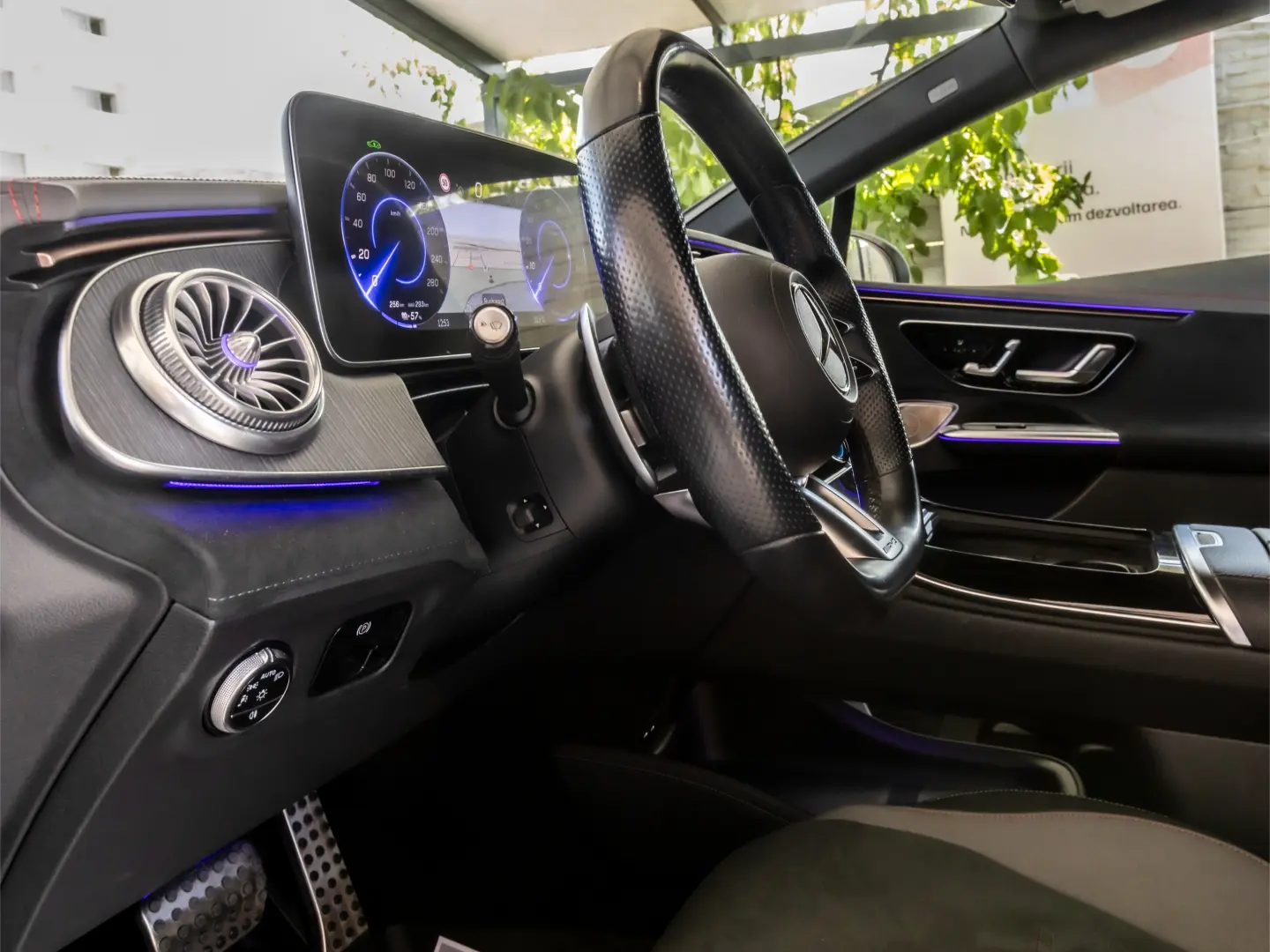 MERCEDES-BENZ AMG EQE 43 4MATIC// 476 cp // Prim-Proprietar