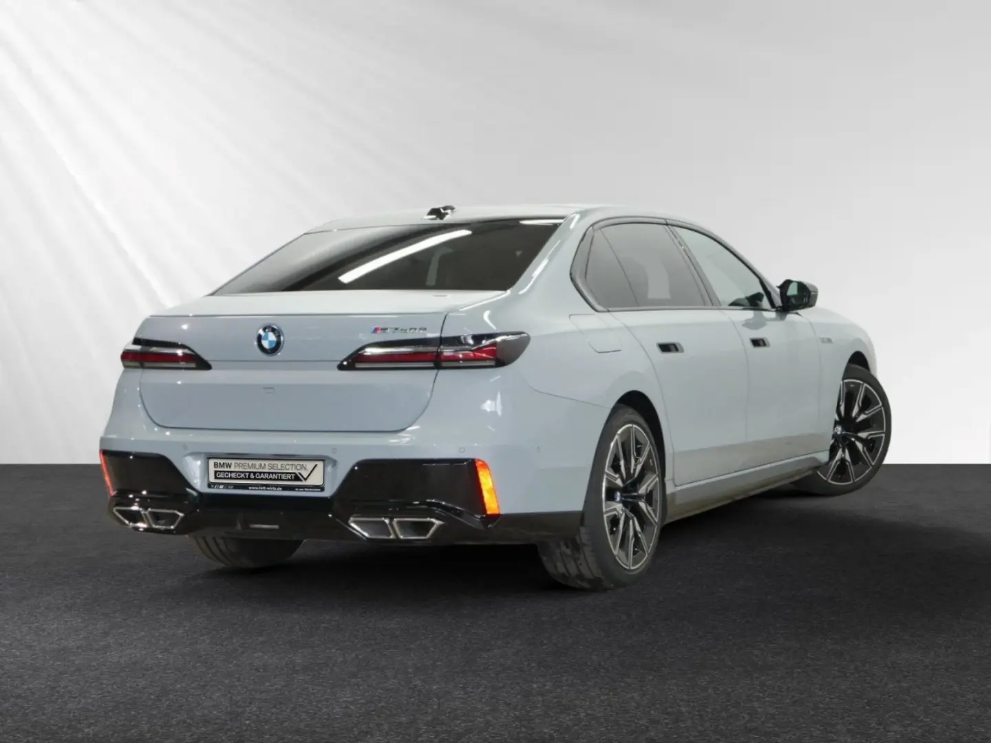 M760e xDrive TV-Fond-Entert.|SkyLounge|AHK