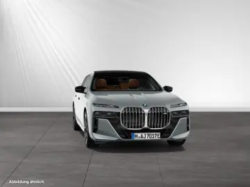 M760e xDrive AHK|SkyLounge|Fond-Entertainement