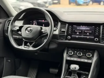Kodiaq Clever 4x4*Automatik*LED*SHZ*PDC*NAVI*KAM