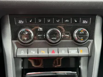 Kodiaq Clever 4x4*Automatik*LED*SHZ*PDC*NAVI*KAM