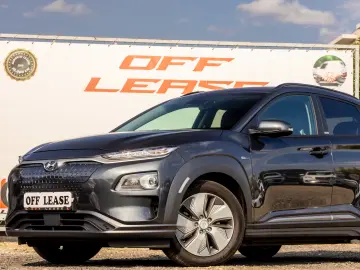 HYUNDAI Kona EV Style // 64 KW/204 CP/2020/TVA deductibila