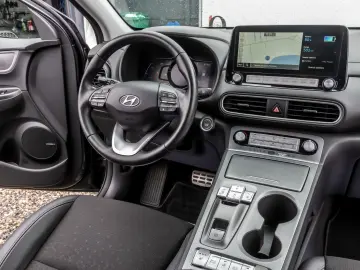 HYUNDAI Kona EV Style // 64 KW/204 CP/2020/TVA deductibila