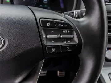 HYUNDAI Kona EV Style // 64 KW/204 CP/2020/TVA deductibila