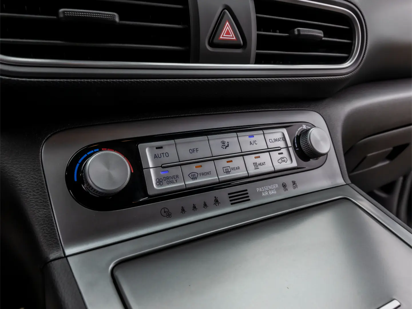 HYUNDAI Kona EV Style // 64 KW/204 CP/2020/TVA deductibila