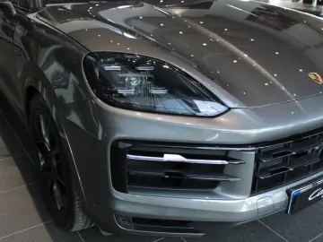 Porsche Cayenne E-Hybrid