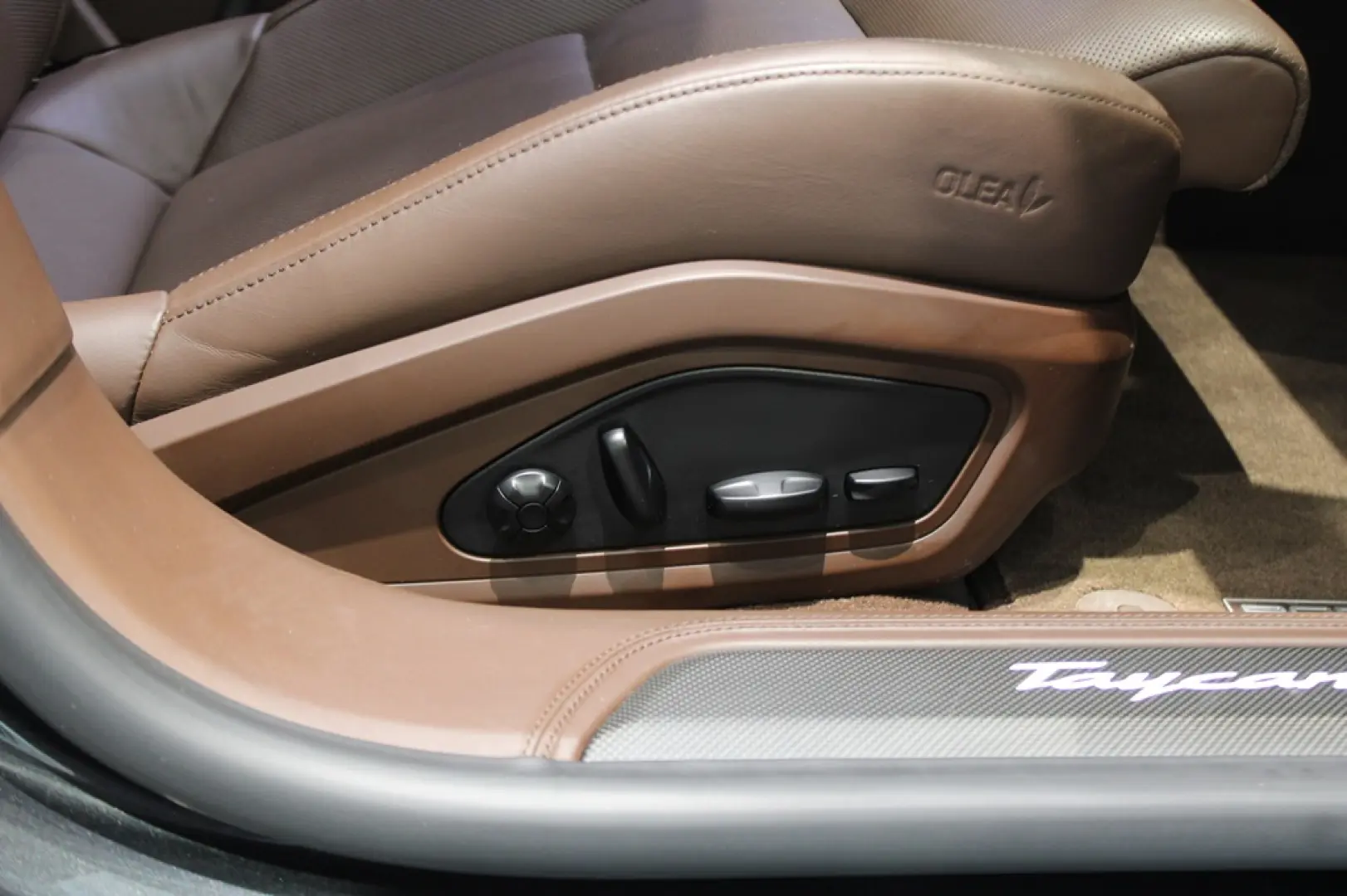 Porsche Taycan Turbo Cross Turismo
