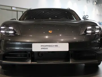 Porsche Taycan Turbo Cross Turismo
