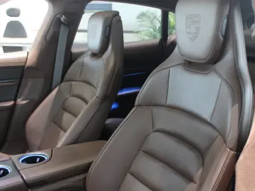 Porsche Taycan Turbo Cross Turismo