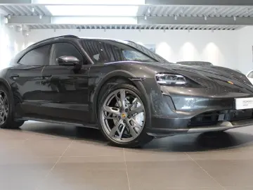 Porsche Taycan Turbo Cross Turismo